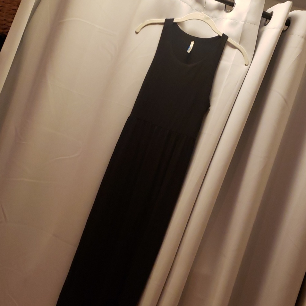 Black maxi dress